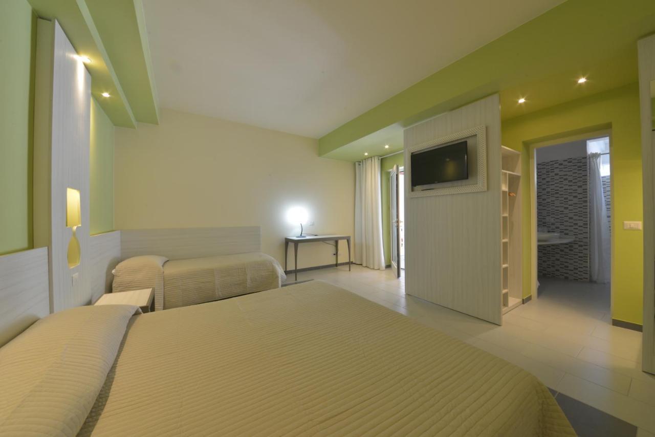 Hotel D'Amato Peschici Buitenkant foto