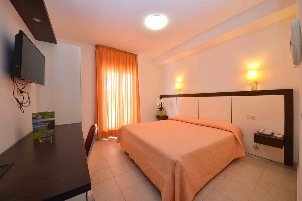 Hotel D'Amato Peschici Buitenkant foto