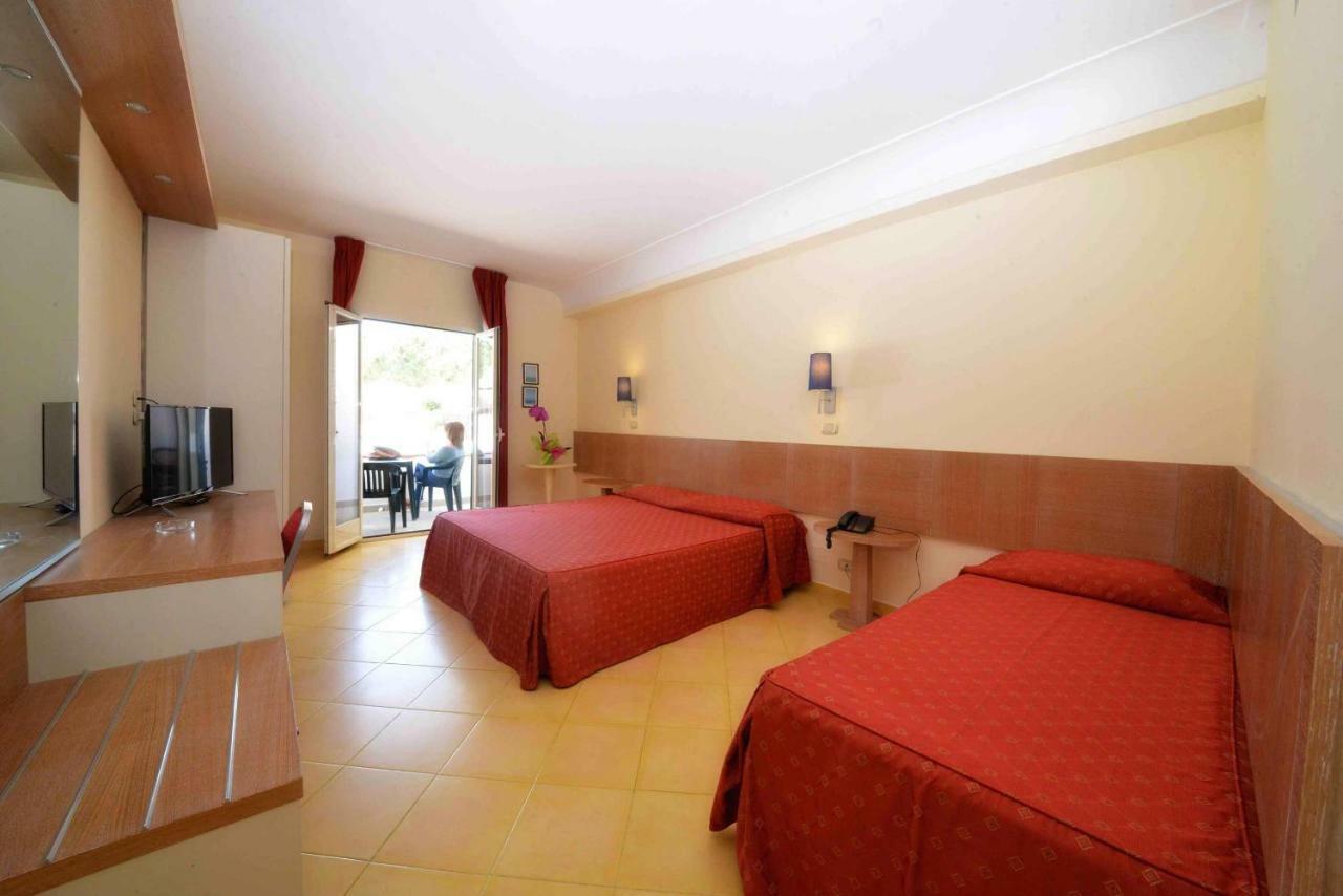 Hotel D'Amato Peschici Buitenkant foto