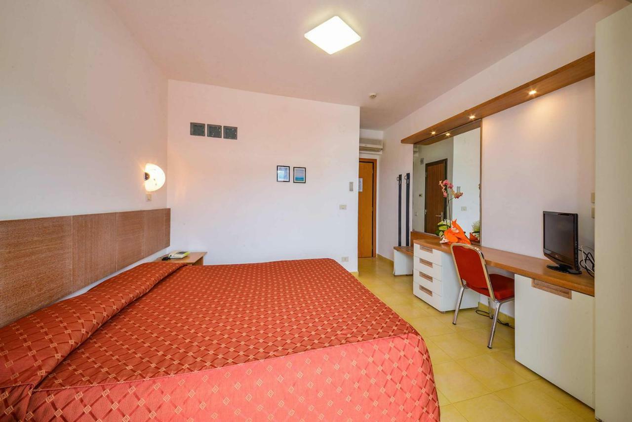 Hotel D'Amato Peschici Buitenkant foto