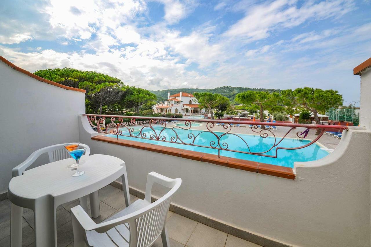 Hotel D'Amato Peschici Buitenkant foto