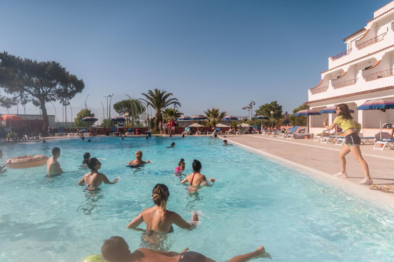 Hotel D'Amato Peschici Buitenkant foto
